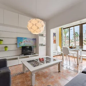 Apartment Near The Ocean And Sun Terrace, Playa de las Americas (Tenerife)